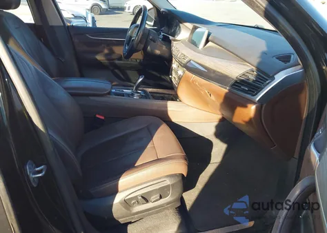 2015 BMW X5 xDrive35D z USA, uszkodzony, nr VIN 5UXKS4C5XF0N11689